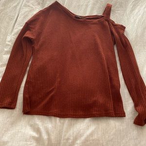 Shoulder peep terracotta long sleeve